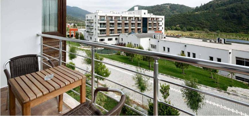 Obam Termal Resort Hotel Ve Spa Sindirgi Luaran gambar
